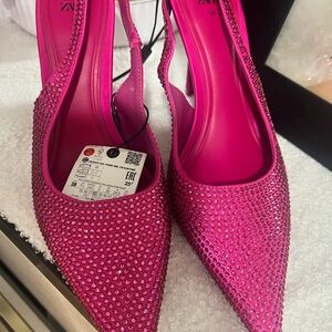 Zara Fuchsia Embellished Pointed Heels